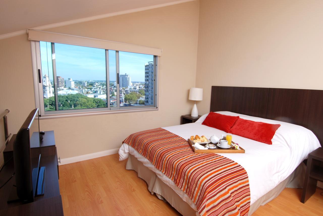 Plaza Suites Campana Extérieur photo