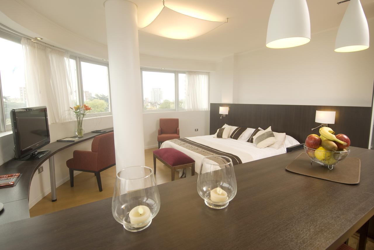 Plaza Suites Campana Extérieur photo