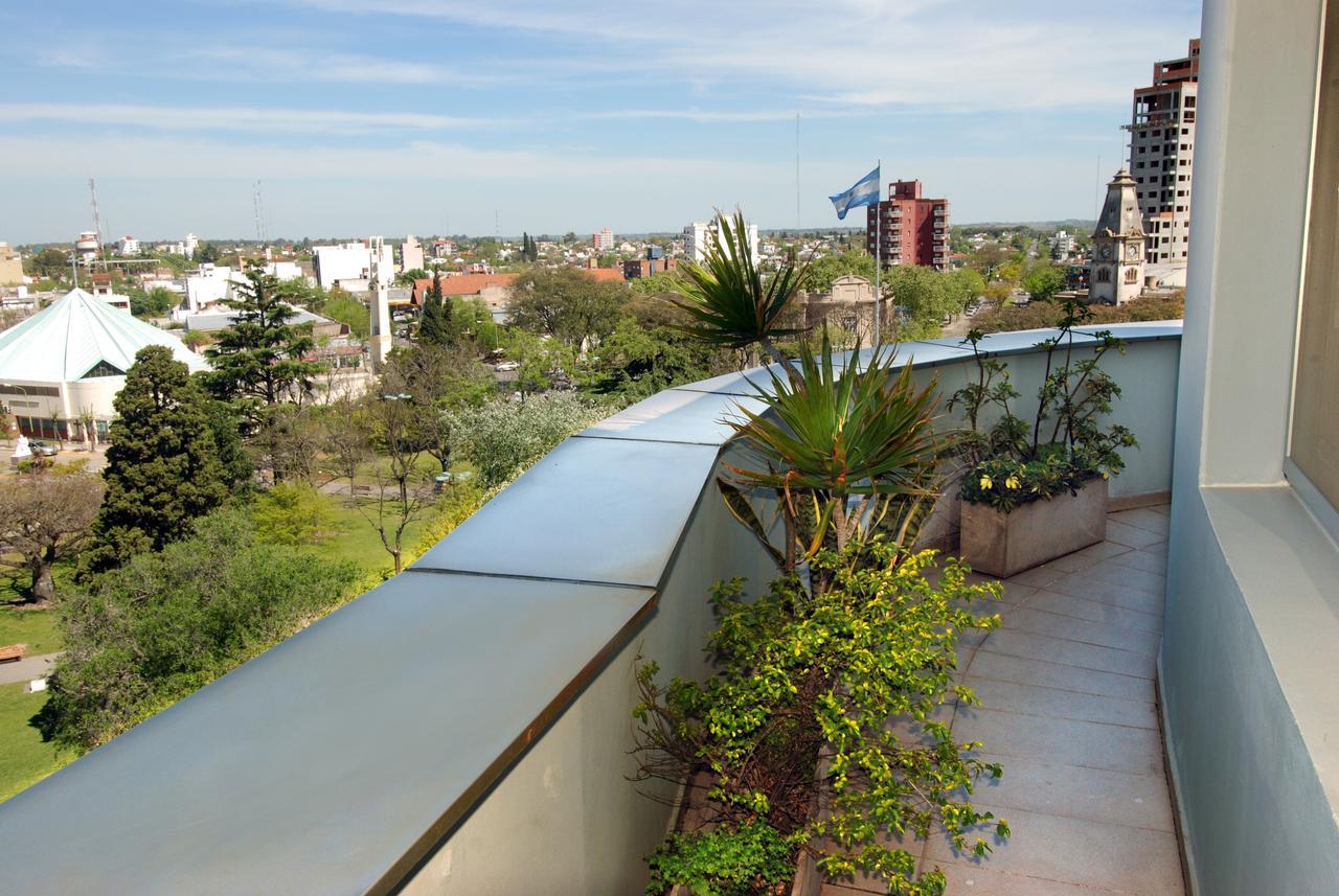 Plaza Suites Campana Extérieur photo