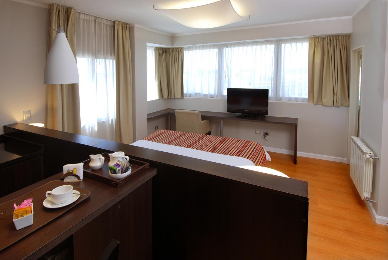 Plaza Suites Campana Extérieur photo